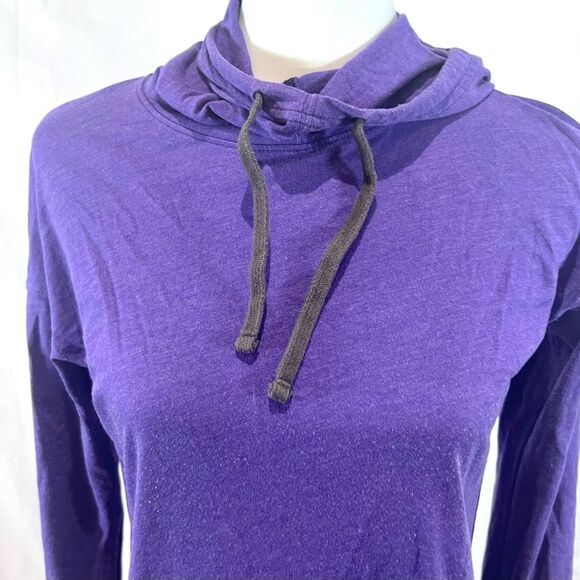 Under Armour long sleeve purple pullover hoodie top with pockets size small - Picture 2 of 5